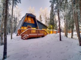 Studio Steps to Kenai River w/ Fire Pit!, hotel a Sterling