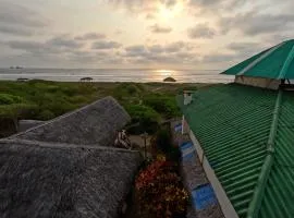 La Perla Hostel and Cabins