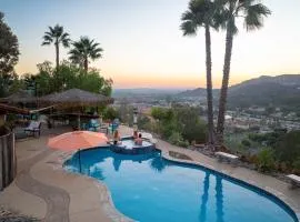NEW Heated Pool Oasis