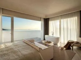 Miyue Shenzhen Blue and White Holy Island Cliff Pool Hotel