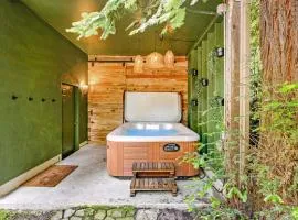 Charming 3BR with Hot Tub Balcony & Wood Stove