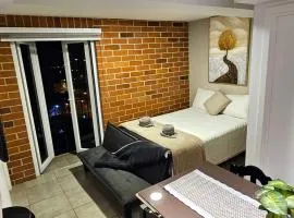 Nuevo y Moderno apartamento en la atractiva Zona 4