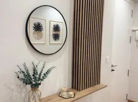 Rioja centro Ayuntamiento by Apartamentos Logrono