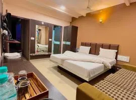 Hotel Ashapura Palace
