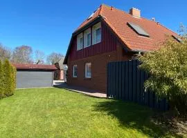Ferienhaus kleiner Leuchtturm - Steuerbord Fehmarn Kopendorf - mit Garten und Terrasse