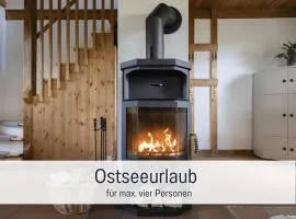 Ferienhaus Töpferhaus - strandnah, haustierfreundlich, optimal für Workation, Kaminofen, Garten, für Paare und Alleinreisende