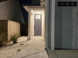 Entire Cozy Guest Home
