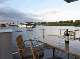 House Boat Vrijthof