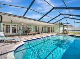 The Crown House 4b Pool Home 6 mins to IR Beach