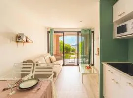 Escapade de Rêve à CANNES - Vue Mer Imprenable, Piscine, Tennis & Parking - À 9 min de la Croisette ! - Vlaminck