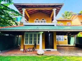 Villa White