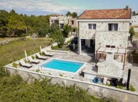Villa Pinia - CROWONDER LUXURY RENT