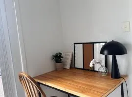 Coomera Family Home 10 Min away from Theme Parks!
