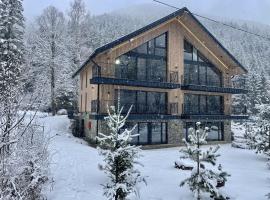 Apartm&aacute;ny Dolina, hotel con parking en Dem&auml;novsk&aacute; Dolina