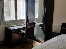 Chambre privée dans un appartement en colocation à Grenoble A3