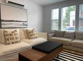 Luxury - King Bed - Downtown