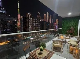 japanDXB Burj Khalifa view - 4min Dubai Mall