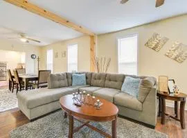 2 Mi to Syracuse University Apt with Fire Pit
