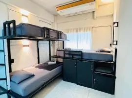 Stay At Moon Hostel Haad Rin