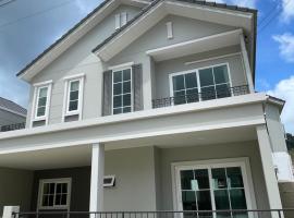 Ruby House, aldeamento turístico em Ban Pa Khlok