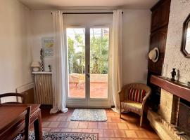 Villa Camélia YourHostHelper, ξενοδοχείο σε Balaruc-les-Bains