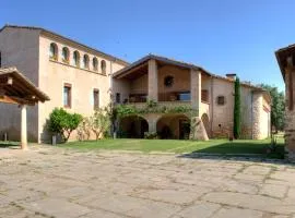 Luxuriously restored farmhouse near Girona in the heart of Catalunya