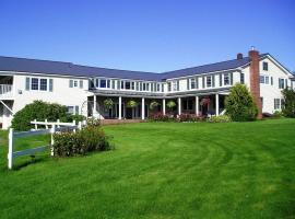 Cooper Hill Inn, hotel com estacionamento em West Dover