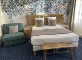 Le Trouville - Hôtel de Charme, hotel v destinácii Trouville-sur-Mer