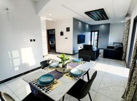 Novel Apartments, hotel com estacionamento em Limbe