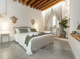 Luxury in Centro - 3min Acquario