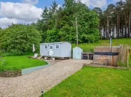 The Little Yorkshire Shepherd's Hut