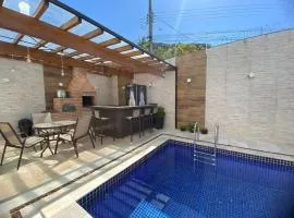 Casa Aloha · 3 Suítes | Piscina Aquecida