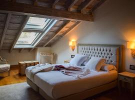 Casona De La Pinta, hotel a Ríocorvo