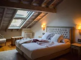 Casona De La Pinta