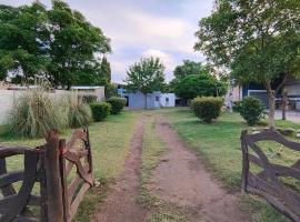 Hospedaje Don Felix, ξενοδοχείο σε General Acha