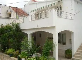 Apartments Zoki
