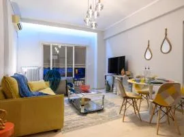 Serenity and 2 bedroom Luxury in Kalamaria