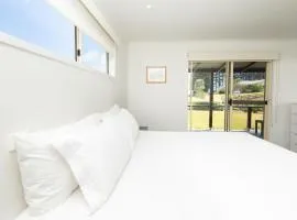 Pitcairn House