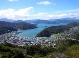 Close to Picton Town