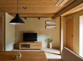 隠 -Kakure-