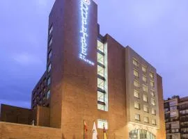 Doubletree By Hilton Bogota Calle 100,Co