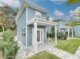 Tiny Home with Pool in Heart of DT Dunedin