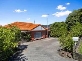 Kaleula Beach House
