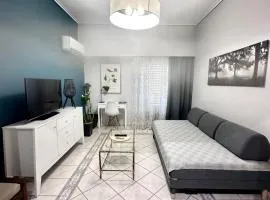 Maria's Sunny Apartment