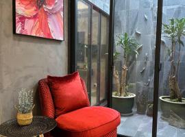 Cozy Casa Marbella Single Storey House、クチンのヴィラ