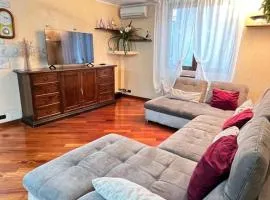 Foxes Apartment by Quokka 360 - close to Rho Fiera