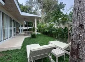 Casa Tropical Luxe
