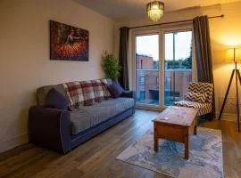 Spacious 2 Bedroom Apartment in Crawley