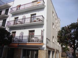 Apartaments Claudi, allotjament a la platja a Tossa de Mar