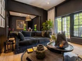 Sophisticated Seaside Townhouse